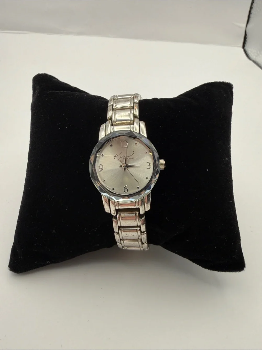 Kim Rogers - Silver‑Tone Watch - Faceted Bezel - New Battery